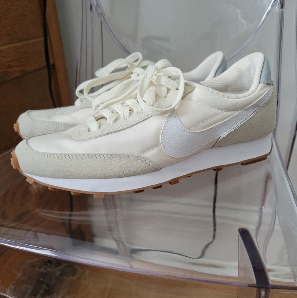 Nike Daybreak